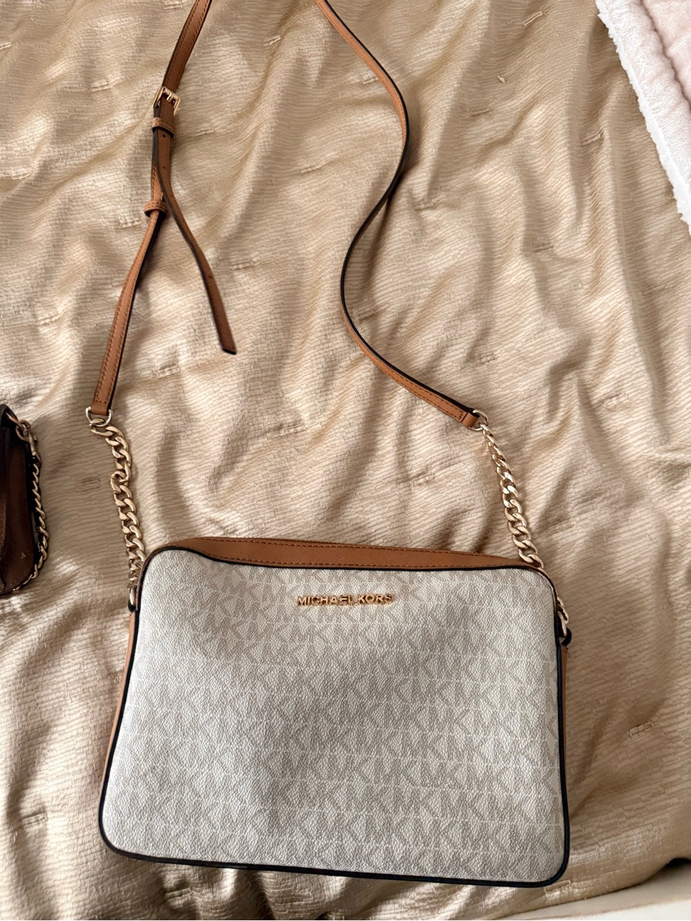 Michael Kors Beige and Cedar Signature Crossbody - Picture 2 of 4